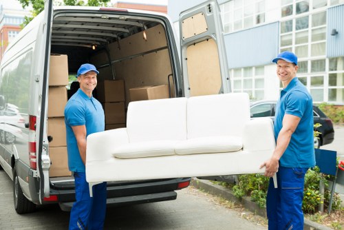 Local man and van service handling a move in Barnes