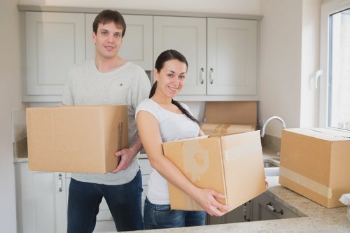 Local moving van in Barnes for home and office transport